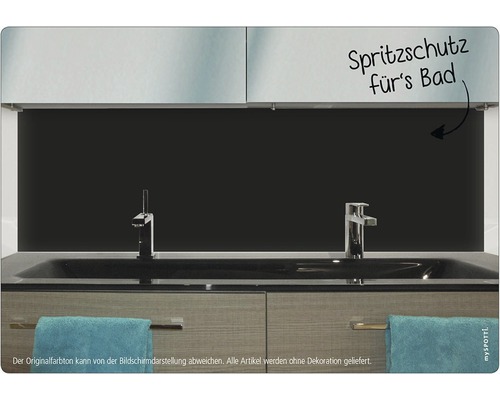 Koupelnové umyvadlo s ochranou proti stříkající vodě na zdi