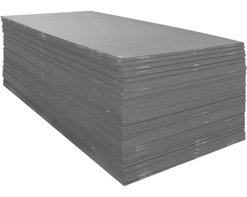 Stoh černých stavebních desek