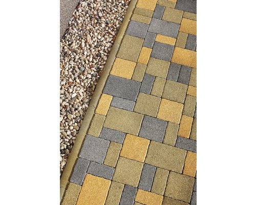 Pokládka dlažebních kostek s kamenitým ložem