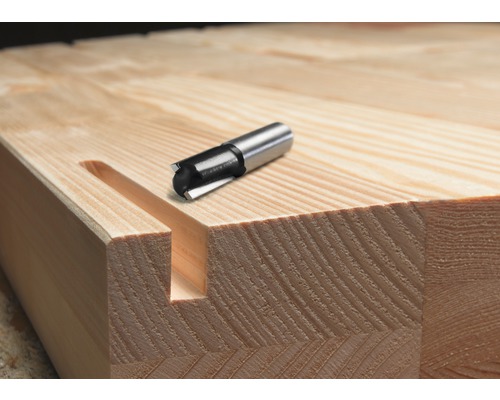 Drážkovací fréza na dřevě