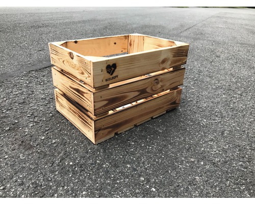 Dřevěná bedna s logem Buildify