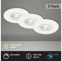 Tři bílá, stmívatelná LED vestavná svítidla v balení po 3 kusech se stupněm krytí IP44 a teplým bílým světlem 3000K