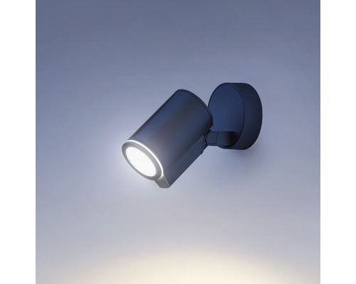 Nástěnný reflektor pro osvětlení venkovních prostor