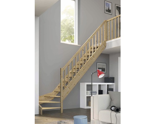 Dřevěné schodiště v světlém obývacím pokoji s velkým oknem