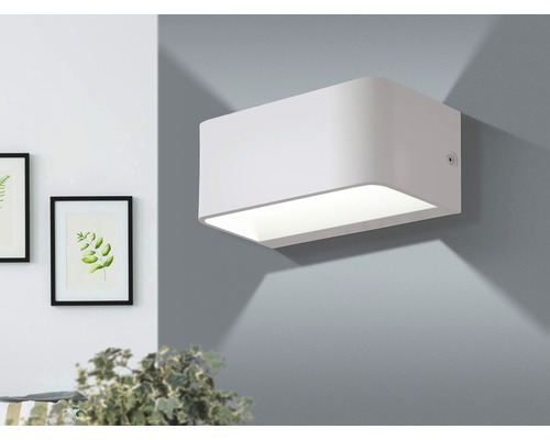 Obdélníkové nástěnné svítidlo do interiéru