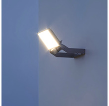 Venkovní nástěnné svítidlo s LED žárovkou