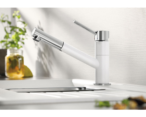 Kuchyňská baterie s otočným výtokem z kovu