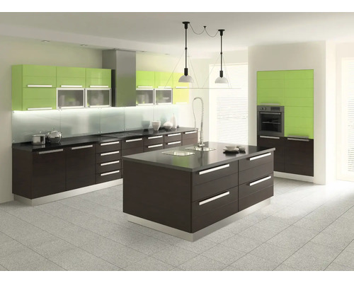 Moderní kuchyně s kuchyňským ostrovem, kuchyňskými skříňkami a vestavnými spotřebiči