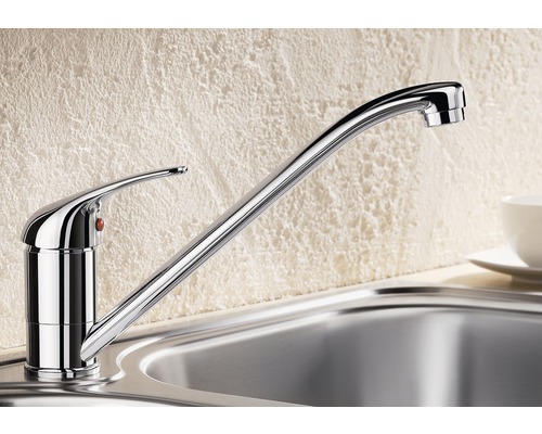 Kuchyňská baterie z kovu s vysokým výtokem