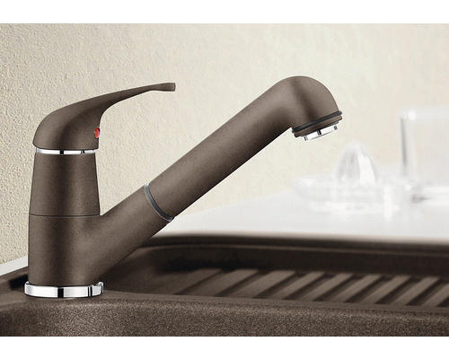 Kuchyňská baterie v kartáčovaném designu