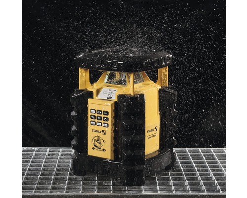 Laser Stabila pod vodními paprsky