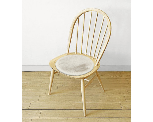 Dřevěná židle s kulatým sedákem