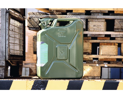 Kanystr na palivo o objemu 20 litrů.