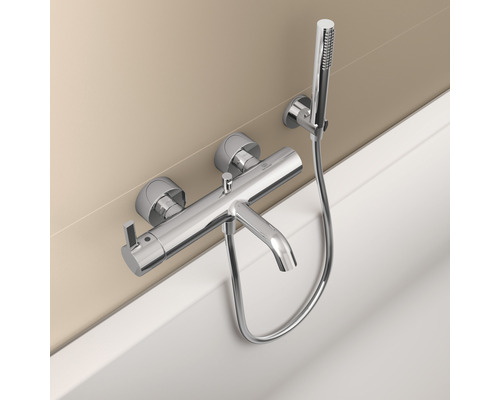 Nástěnná vanová baterie s ruční sprchou