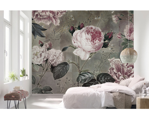 Ložnice s fototapetou s motivem růží