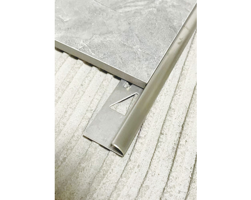 Kovový profil pro obklady