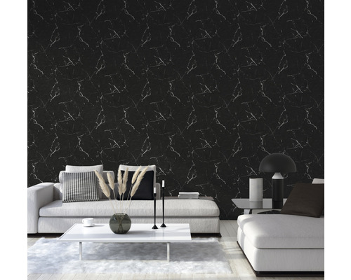 Obývací pokoj s černou mramorovou tapetou