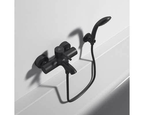 Nástěnná sprchová baterie s ruční sprchou pro montáž na stěnu v koupelně