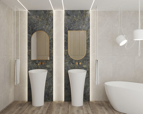 Světlá koupelna se dvěma umyvadly, zrcadly a vanou