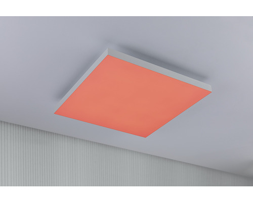 Čtvercové stropní svítidlo s jednobarevným světelným panelem