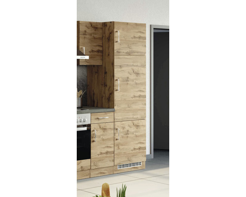 Kuchyňská linka se skříňkami a zásuvkami v dřevěném designu