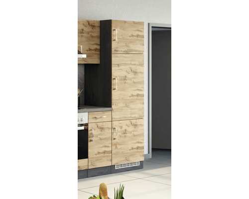 Kuchyňská linka se skříňkami a zásuvkami s dřevěným dekorem