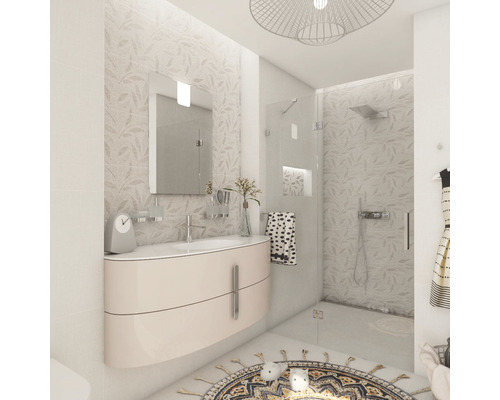 Světlá koupelna s umyvadlem, zrcadlem, sprchou a kobercem