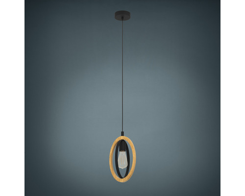 Závěsná lampa s dřevěnými a kovovými prvky