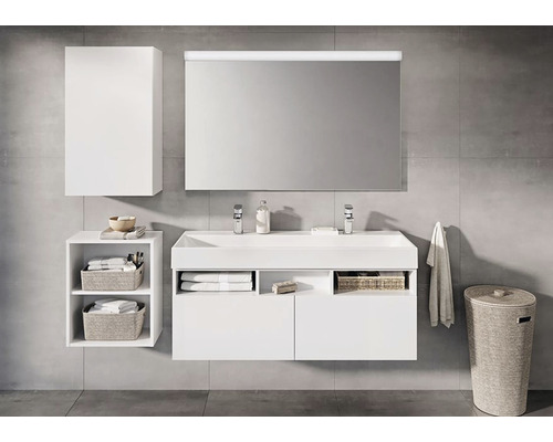 Koupelna s umyvadlovou skříňkou, zrcadlovou skříňkou, závěsnou skříňkou a policí