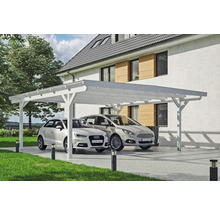 Dřevěný dvojitý carport se dvěma zaparkovanými auty před domem