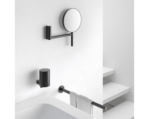 Koupelnové vybavení s kosmetickým zrcadlem, dávkovačem mýdla a držákem na ručníky