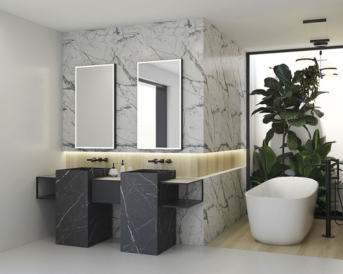 Světlá koupelna se dvěma umyvadly, zrcadly, vanou a rostlinami