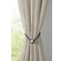 Záclona se šedou páskou na závěsy