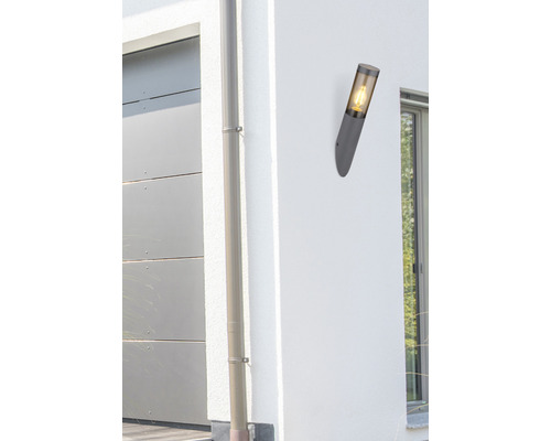 Venkovní nástěnné svítidlo z kovu a skla