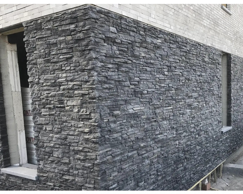 Vnější stěna s kamenným obkladem