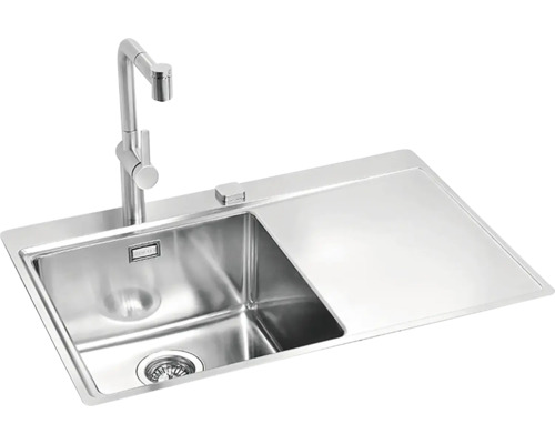 Nerezový dřez s odkapávací plochou a vodovodní baterií