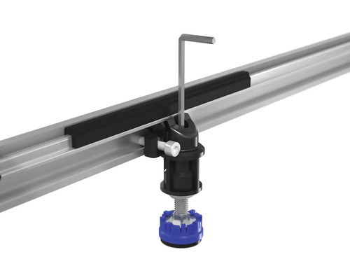 Pracovní stůl se svorkou a imbusovým klíčem