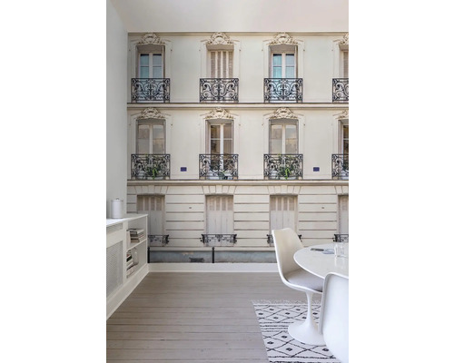 Foto tapeta s motivem fasády v jídelně se stolem