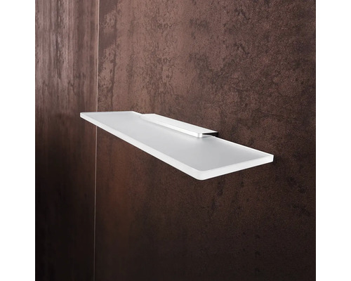 Skleněná nástěnná police pro koupelnový design