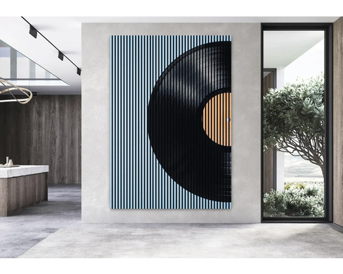 Nástěnný obraz s motivem vinylové desky v moderním obývacím pokoji