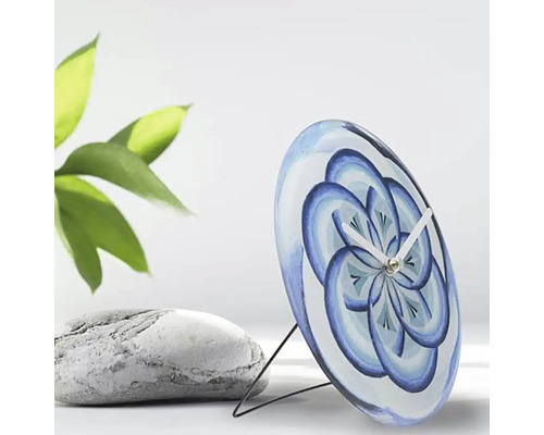 Dekorativní stolní hodiny s květinovým vzorem