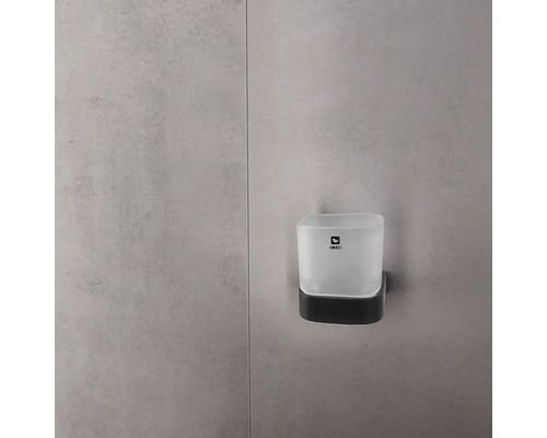 Držák na mýdlo pro montáž na stěnu v koupelně