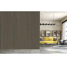 Pohled na místnost s nástěnnými panely a nábytkem do obývacího pokoje