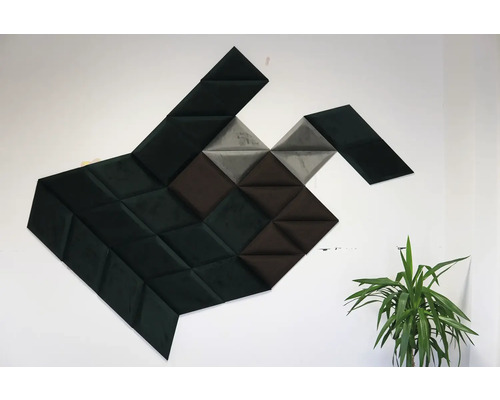 Nástěnné panely trojúhelníkového tvaru připevněné ke stěně