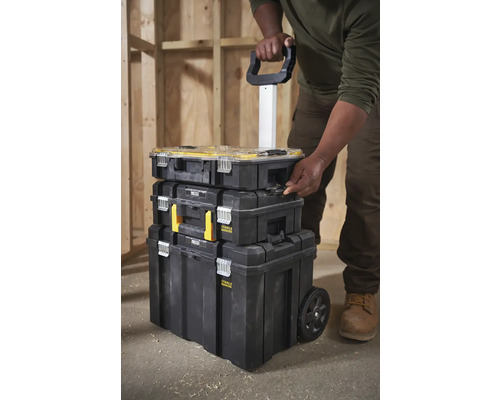 Stanley Fatmax věž s kufříky na nářadí s kolečky a teleskopickou rukojetí