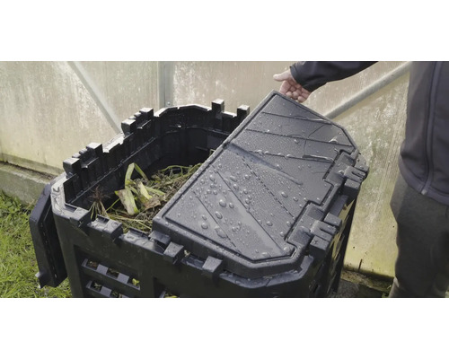 Otevřený kompostér venku