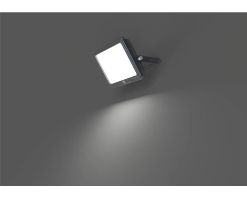 LED reflektor pro venkovní osvětlení