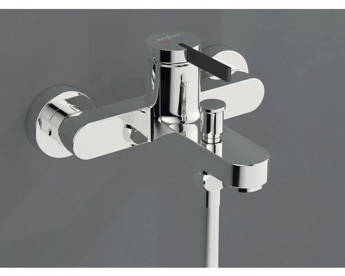 Nástěnná vanová baterie s ruční sprchou