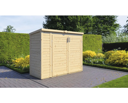 Dřevěná venkovní skříň na zahradě