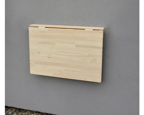 Skládací nástěnný stůl ze dřeva ve složeném stavu